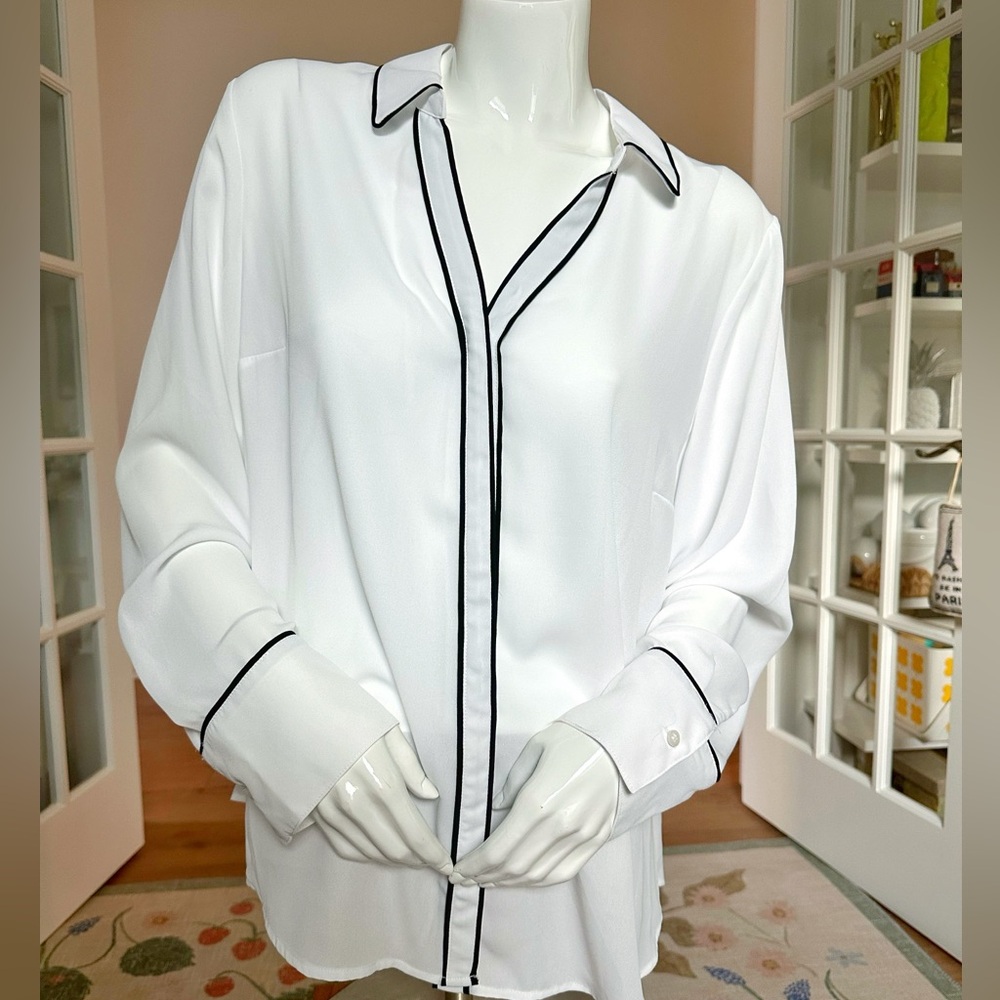 NEW Women’s XL semi-sheer blouse with black piping detail